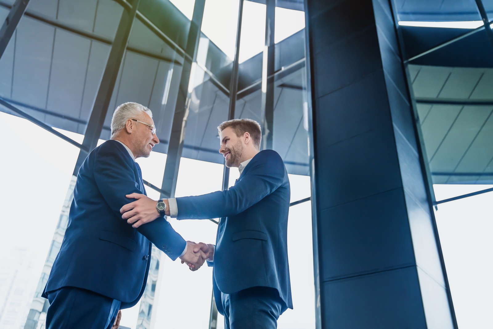 Finansowanie hal stalowych – dotacje, leasing i modele partnerstwa